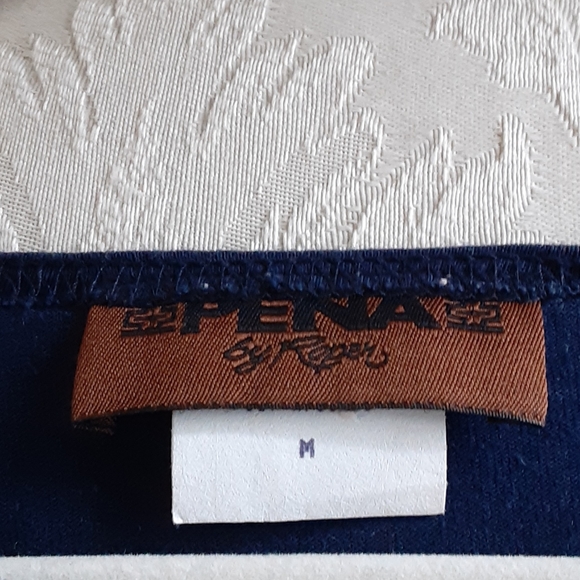 Top - Picture 4 of 4